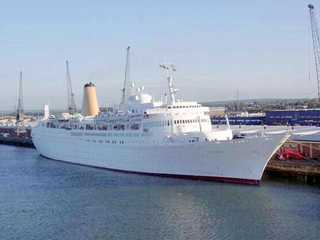Illustration for article titled The Last Surviving Transatlantic Ocean Liners